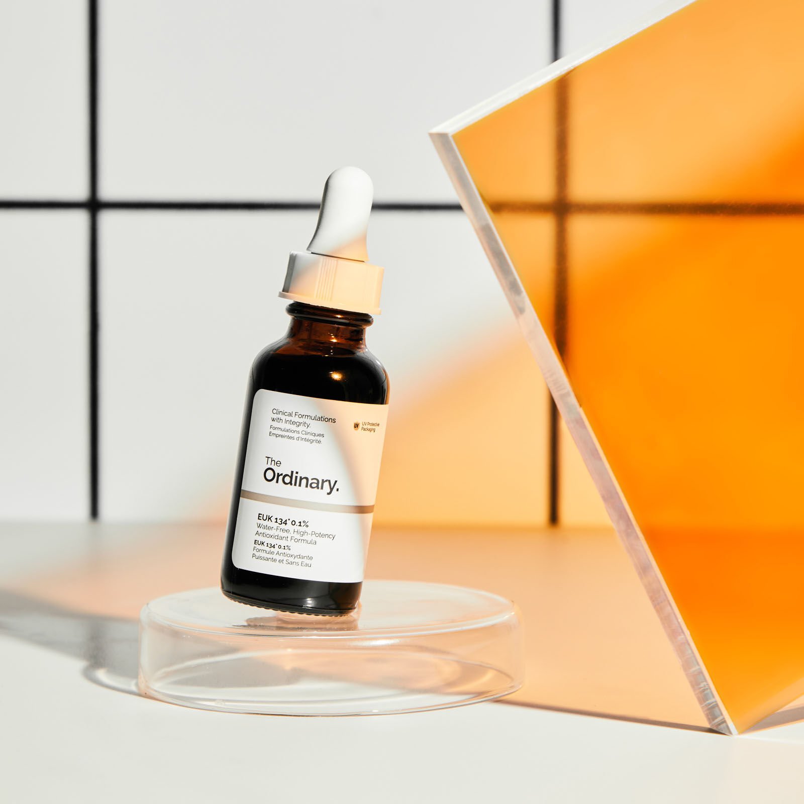 EUK 134 0.1% Antioxidant Formula That Brightens Your Skin 30ml - Image 3